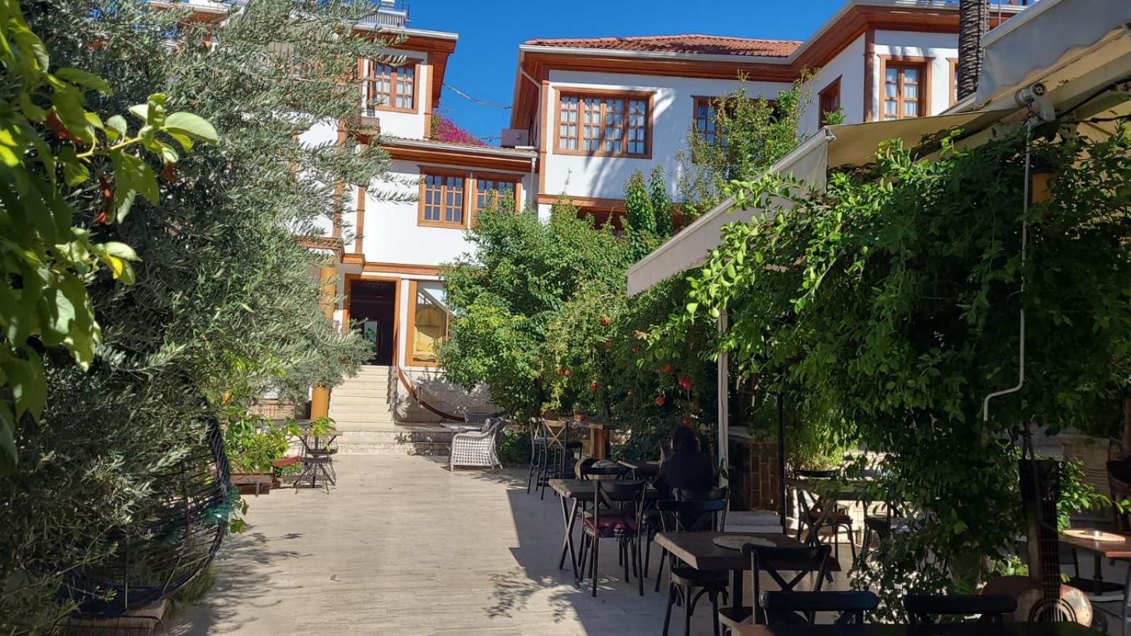 Woo Town Suites Antalya Eksteriør billede